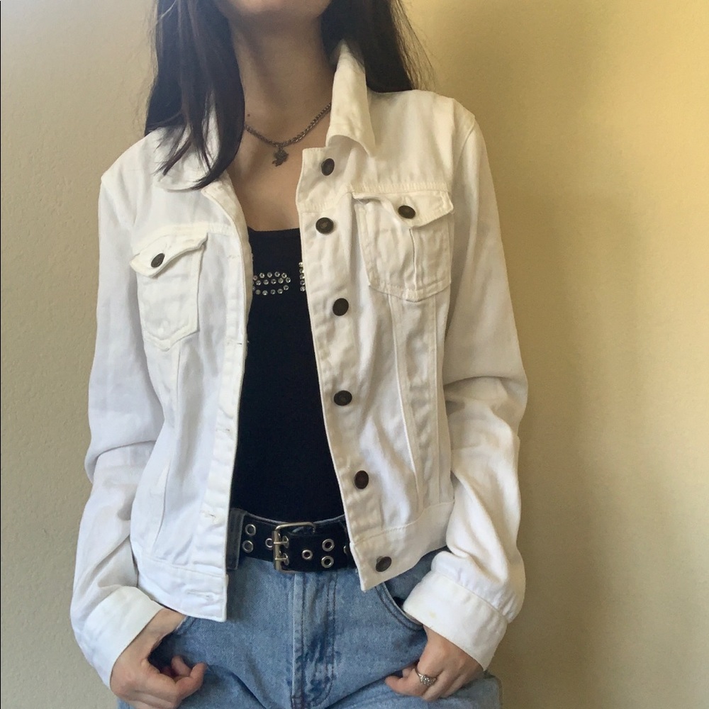 2000s Forever 21 White Denim Jacket